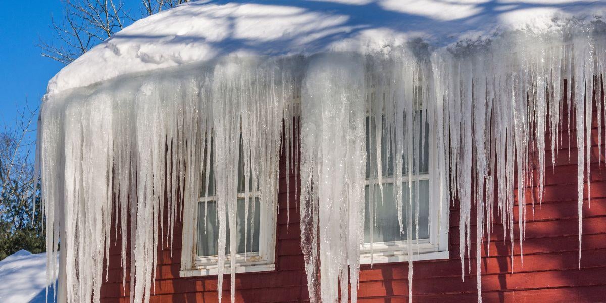 icicles-like-this-can-be-a-sign-of-ice-dams